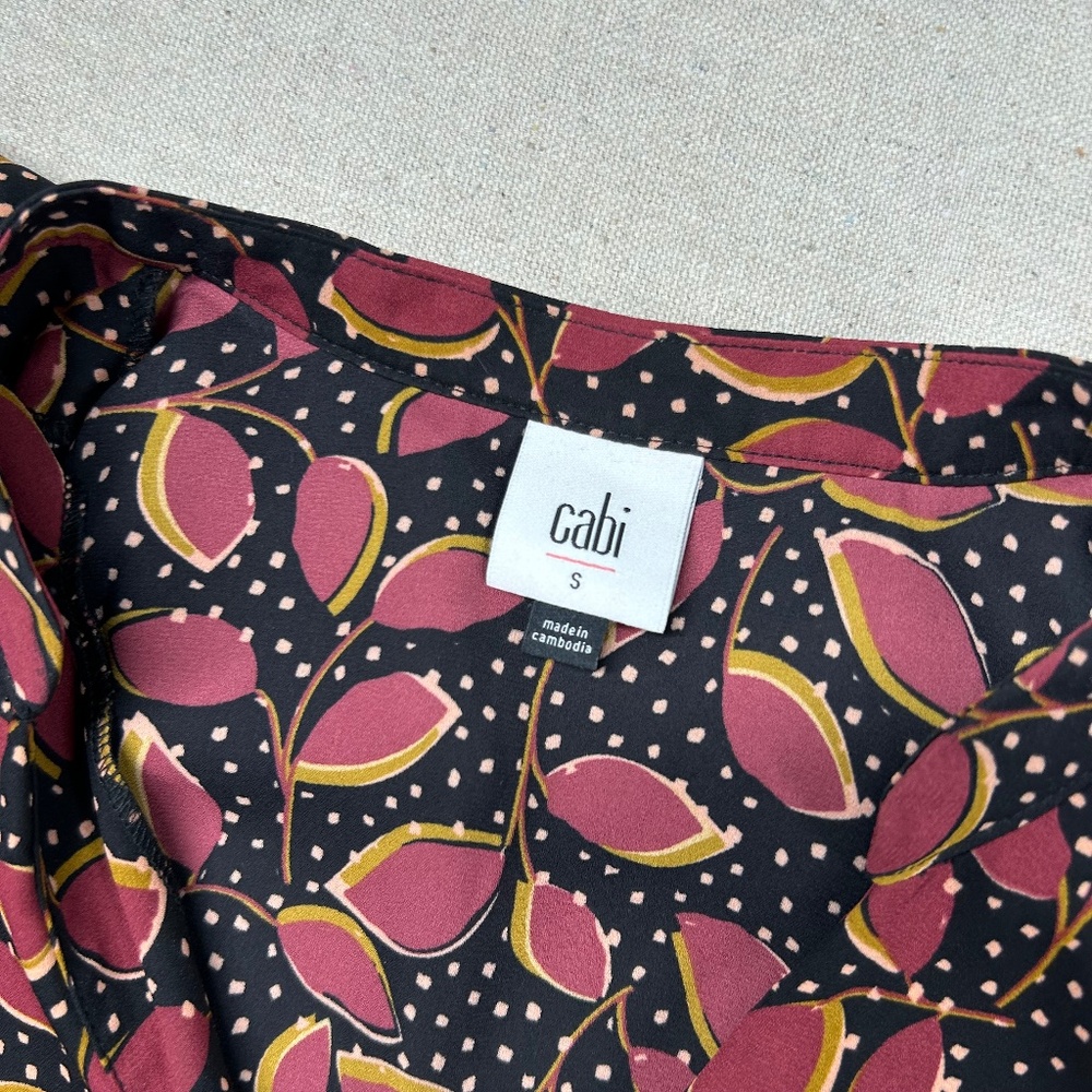 Cabi Sleeveless Top Lot of‎ 3 Womens Small Blouse Animal Print Autumn V-Neck - Picture 3 of 14